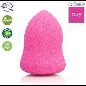 Mint Pear Beauty Blending Sponge